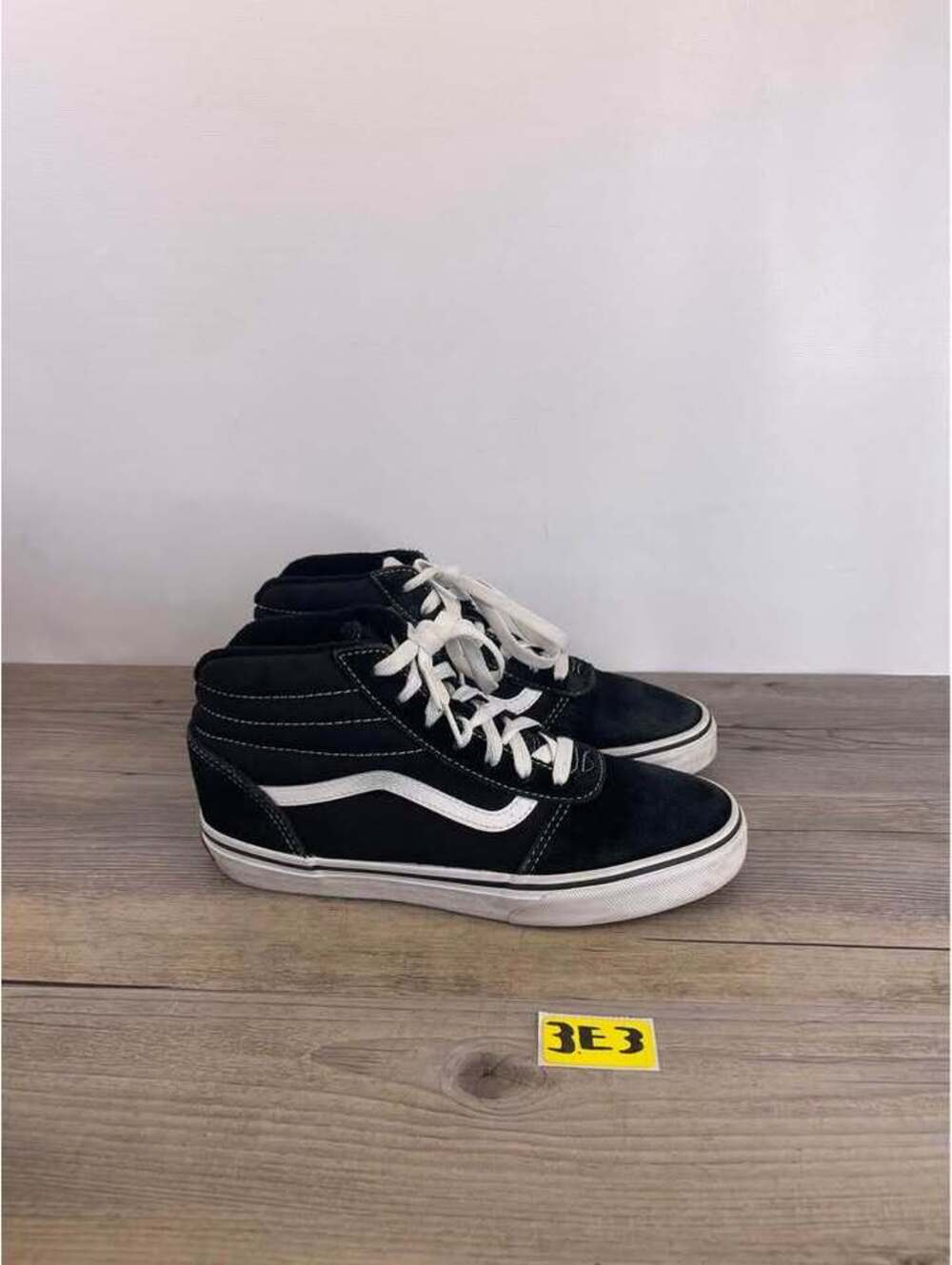 Vans Ward Hi Black White Youth Size 6.0 Skate Shoes